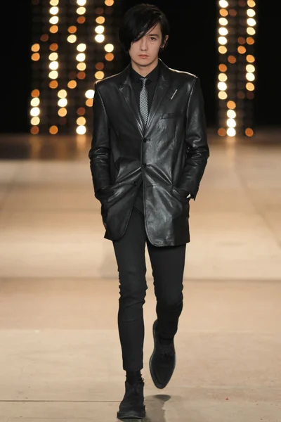 Look 20
